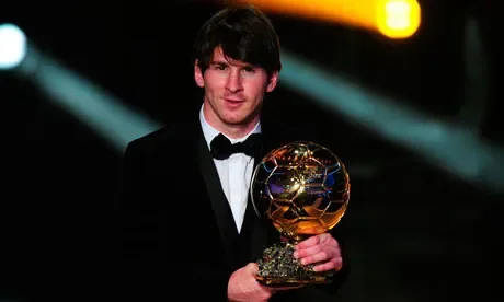 מסי עם כדור הזהב