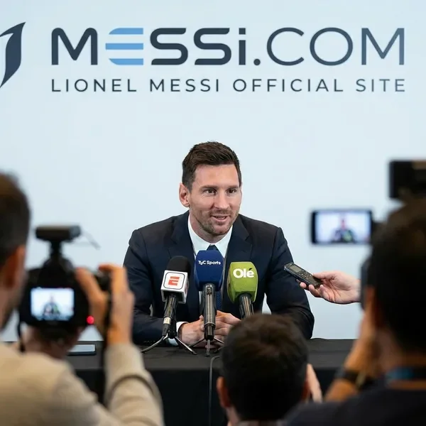 פוסטר אמנותי של מסי